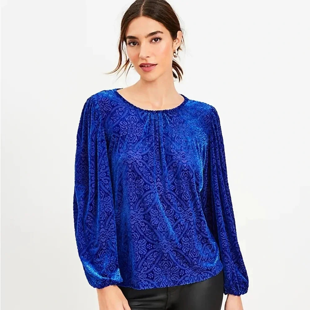 NWT LOFT Mosaic Cozy Velour Top, Cinderella Blue Size M